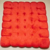 تصویر پد طبی صندلی بیسکویتی مربع ابعاد ۴۰×۴۰ جنس مخمل مازراتی 