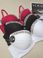 تصویر سوتین تک اسفنجی نگین دار 