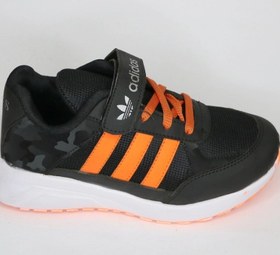 تصویر کفش اسپرت بچگانه Adidas