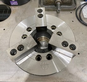 تصویر سه نظام هیدرولیک ژاپنی 