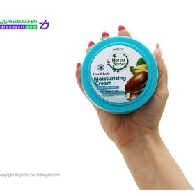 تصویر آردن هرباسنس کرم مرطوب کننده با رایحه انگور و بنفشه Ardene Herba Sense Violet And Grape Moisturizing Cream