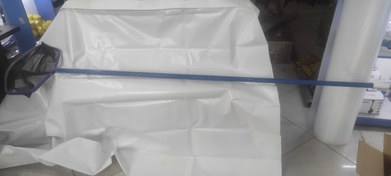 تصویر برگ گیر استخر 