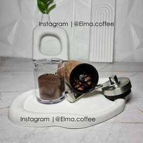 تصویر آسیاب قهوه دستی یونیک لایف طرح و رنگ چوبی Coffee grinder unique life