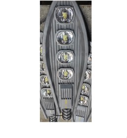 تصویر چراغ خیابانی ۲۰۰ وات مهتابی 