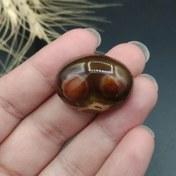 تصویر نگین عقیق بابا غوری مصور دو چشم اصل معدنی کد 8385 