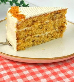 تصویر کیک هویج و گردو 