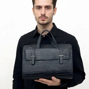 تصویر فروشگاه چرم ماد