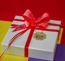 تصویر تگ هدیه 