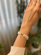 تصویر دستبند پروانه و مروارید Butterfly and pearl bracelet