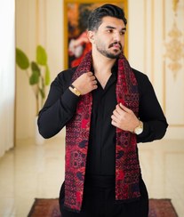 تصویر شال گردن بته جقه مشکی قرمز ابریشمی 