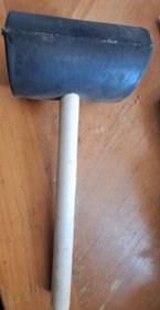 تصویر چکش لاستیکی دسته چوبی 