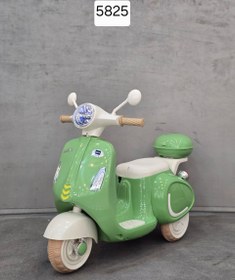 تصویر موتور شارژی وسپا مدل 5825 باکس دار 