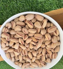 تصویر پسته دست چین یکدست خندان اکبری 