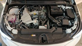 تصویر تویوتا لوین مدل 2024 ا بنزینی بنزینی