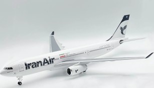 تصویر ماکت هواپیما ایرباس ۳۳۰ ایران ایر | Airplane Model 1:150 Airbus A330 IranAir 