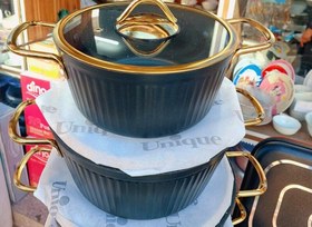 تصویر سرویس قابلمه چدن یونیک 12 پارچه مشکی فلورانس درب فلت مدل UN-8422 Unique cast iron pot service, 12 pieces, black Florentine fabric, flat door, model UN-8422