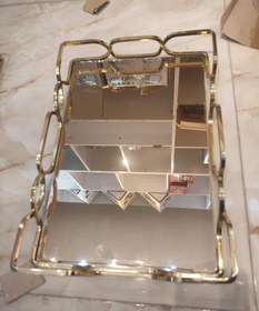 تصویر سینی آینه ای 