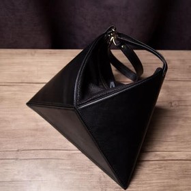 تصویر کیف دوشی چرم هرمی 