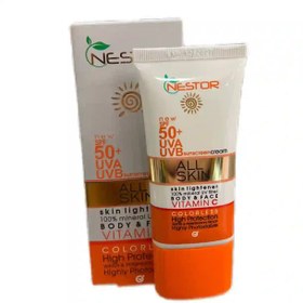 تصویر کرم ضد آفتاب بی رنگ ویتامین C نستور | محافظت و روشن‌کنندگی پوست | SPF50 Nestor Colorless Sunscreen with Vitamin C - SPF50