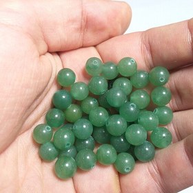 تصویر مهره سنگ آونتورین سبز سایز 8 اصل و معدنی بدون رنگ شدگی و احیا با بهترین رنگ،کیفیت و قیمت برای 1 عدد مهره است 