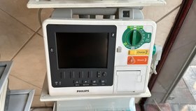 تصویر الکتروشوک +philips heart start xl 
