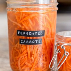 تصویر هویج تخمیری یک کیلویی Fermented carrots