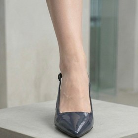 تصویر کفش پاشنه دار خرچنگی 