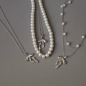 تصویر گردنبند پاپیون ترند ساده یا دو ردیفه مرواریدی پینترستی 