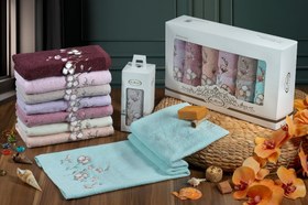 تصویر حوله دستی طرح ویولت 