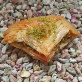 تصویر باقلوا ترکی خانگی(شوبیت پسته)500 گرمی 