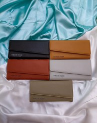 تصویر کیف پول زنانه Forever young لب کج 