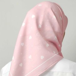تصویر مینی اسکارف نخی دخترونه طرح قلب صورتی 