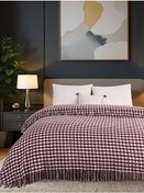 تصویر پتوی تک نفره زرشکی اکریلیک بافت نرم انگلیش هوم 