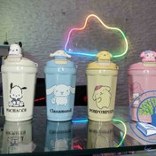 تصویر تراول ماگ کرومی گنجایش ۰.۳۵ لیتر با درب عروسکی 