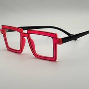 تصویر عینک آفتابی برند فندی طرح اسپرت FENDI