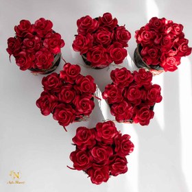 تصویر دسته گل مصنوعی 