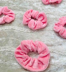 تصویر کش مو مخملی 