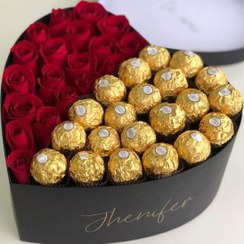 تصویر جعبه گل و شکلات 