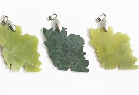 تصویر آویزهای سنگی 