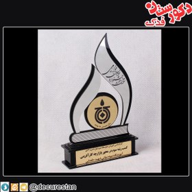 تصویر تندیس جشنواره ادبی 