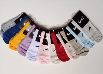 تصویر جوراب ساق دار نایکی زنانه طرح فانتزی ۱۲ عددی 