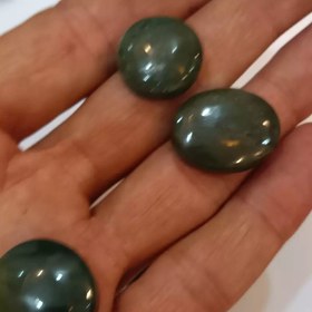 تصویر نگین یشم 