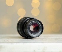 تصویر لنز 35mm قدیمی مانت پراکتیکا خاری کارل زایس 