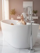 تصویر شیر وان پرکن ایستاده 