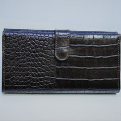 تصویر کیف پول دستی چرم طبیعی زنانه مدل V-02 