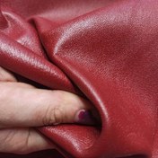 تصویر چرم بزی زرشکی هر فوت ۹۰ تومن 