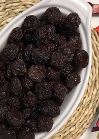 تصویر آلوسیاه ملس 