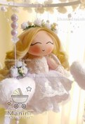 تصویر آویز تخت عروسکی مدل فرشته به همراه پایه موزیکال 