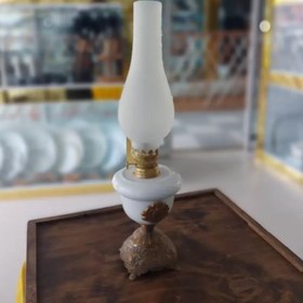 تصویر چراغ نفتی و الکلی پیوتر و چینی برند ریور 