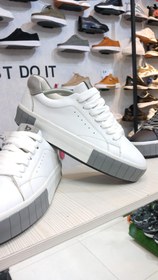 تصویر ونس کتونی برشکا مردونه سفید Vans katoni bershka